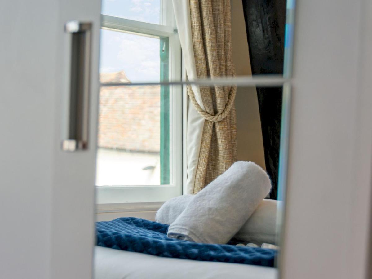 Pass The Keys Renovated Apartment In The Centre Of Canterbury Ngoại thất bức ảnh