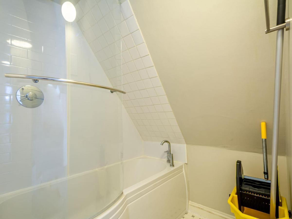 Pass The Keys Renovated Apartment In The Centre Of Canterbury Ngoại thất bức ảnh
